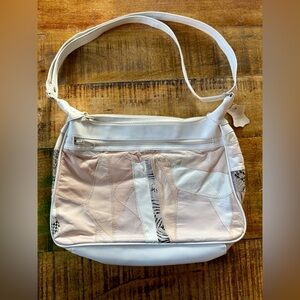 80s Vintage Leather White and Cream Patchwork Shoulder Bag Animal prints